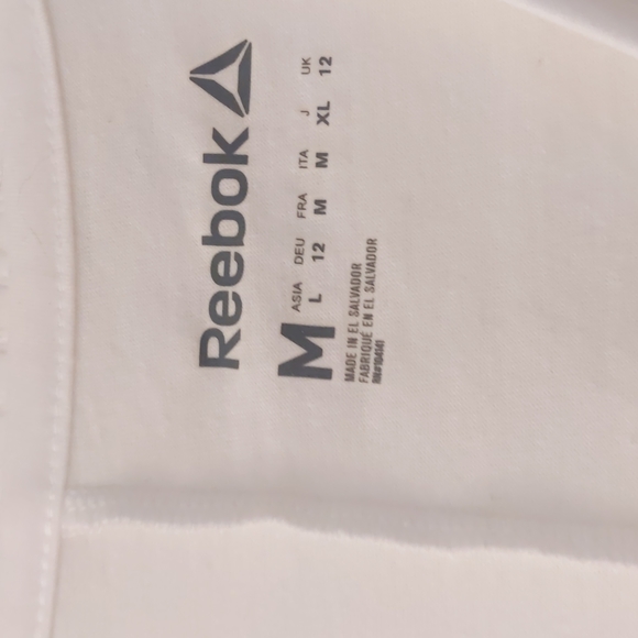 Reebok long sleeve t-shirt with tie back - Picture 2 of 9